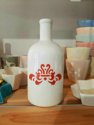 Ceramic Bottle Details | Freesia