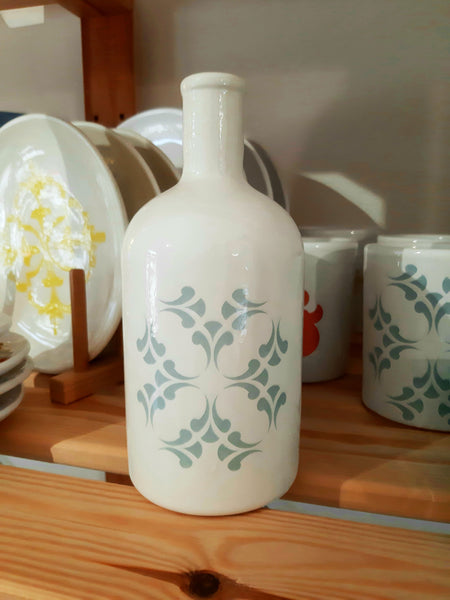 Ceramic Bottle Details | Hydrangea
